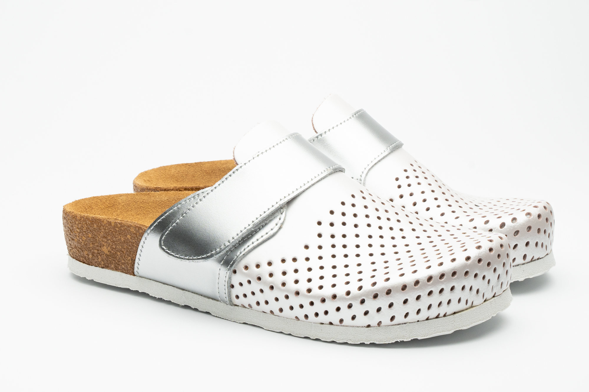 LEON 4251 38 PERLA SREBRNA