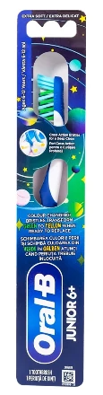 Oral-B Junior 6+ Soft dečja četkica za zube, 1 komad